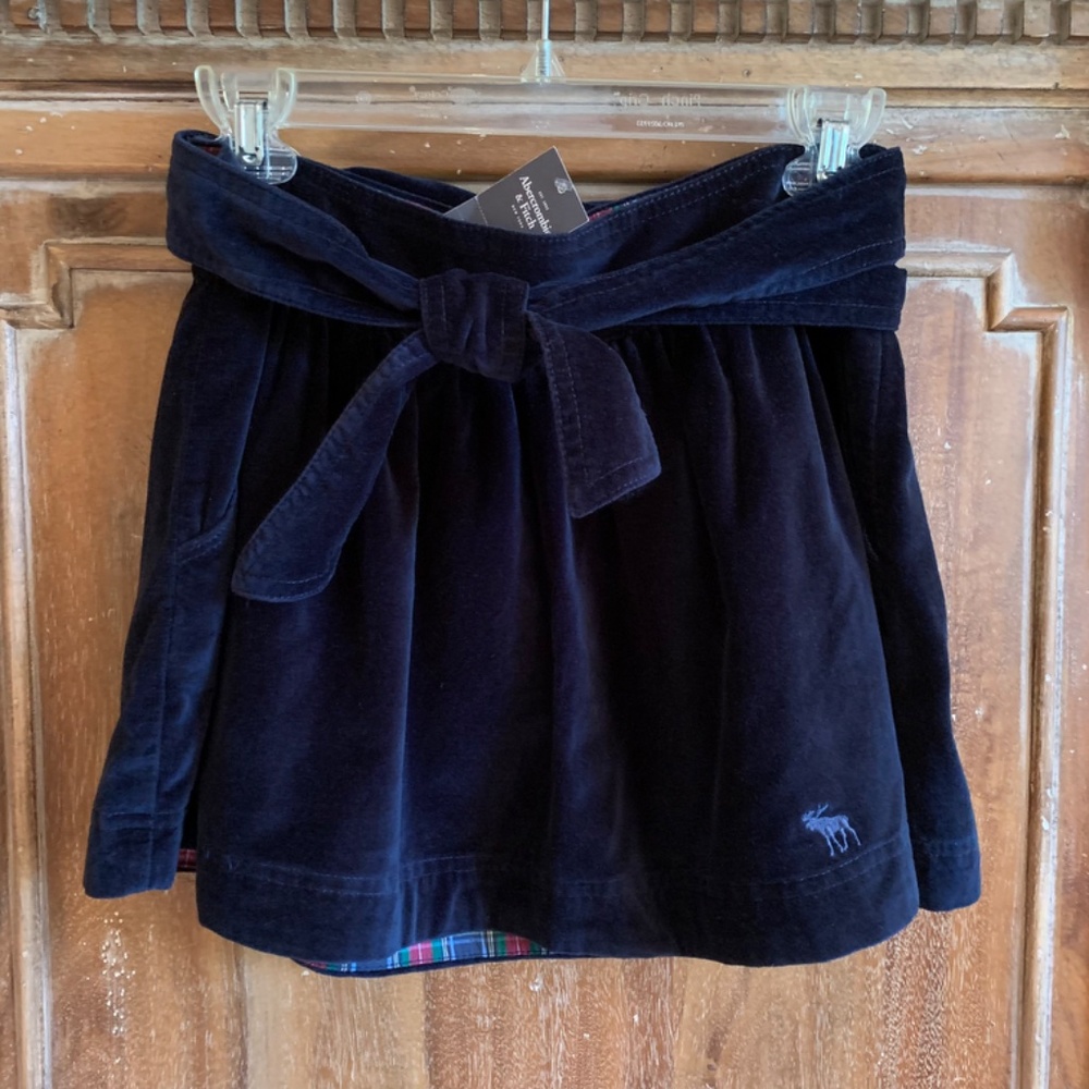 Abercrombie & Fitch Velvet Tie Wrap Mini Skirt Size 8
